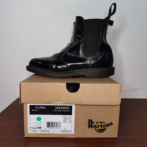 US6 FLORA Chelsea Boots - Picture 2 of 8